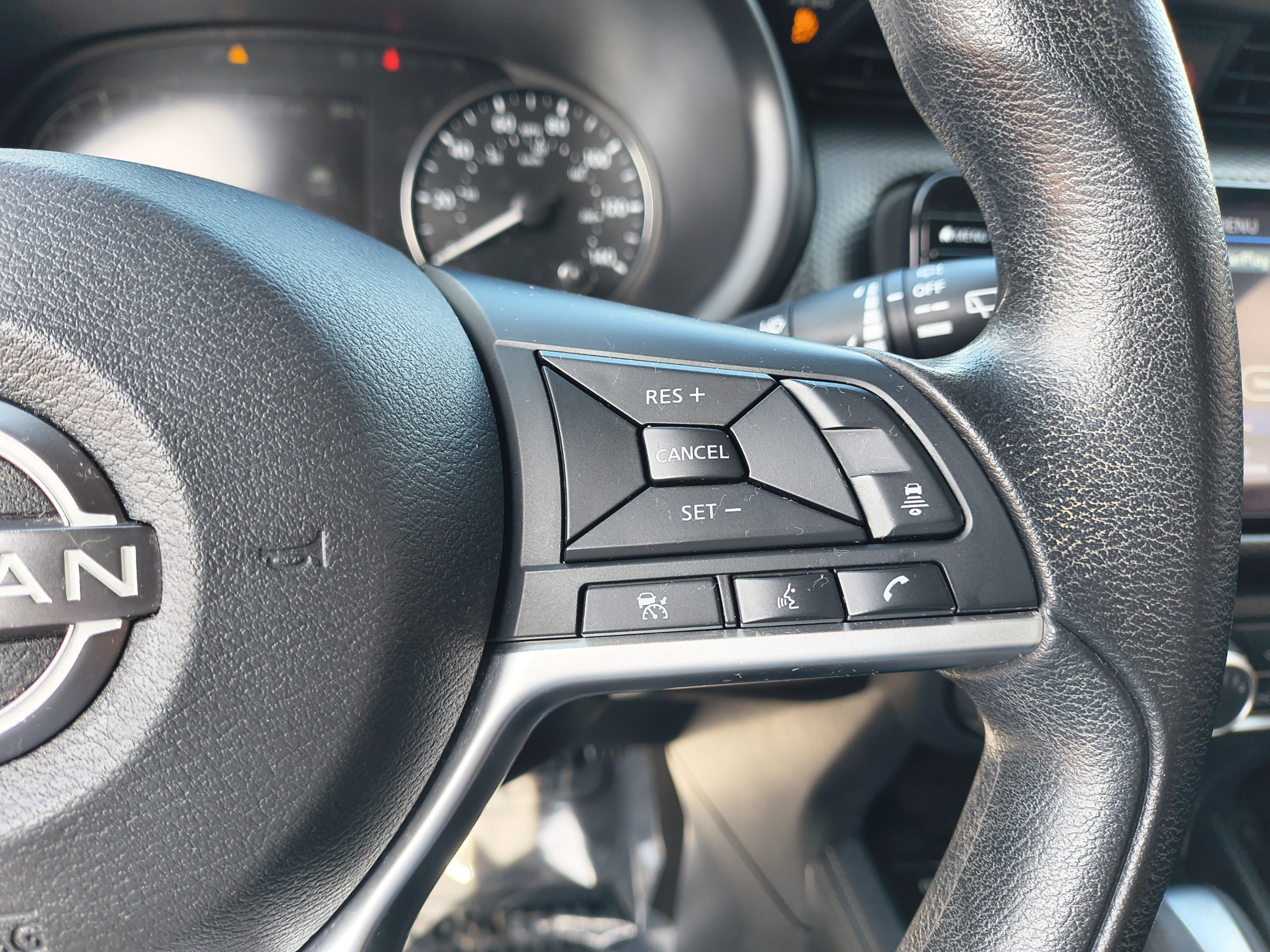 Certified 2023 Nissan Kicks SV FWD image 31