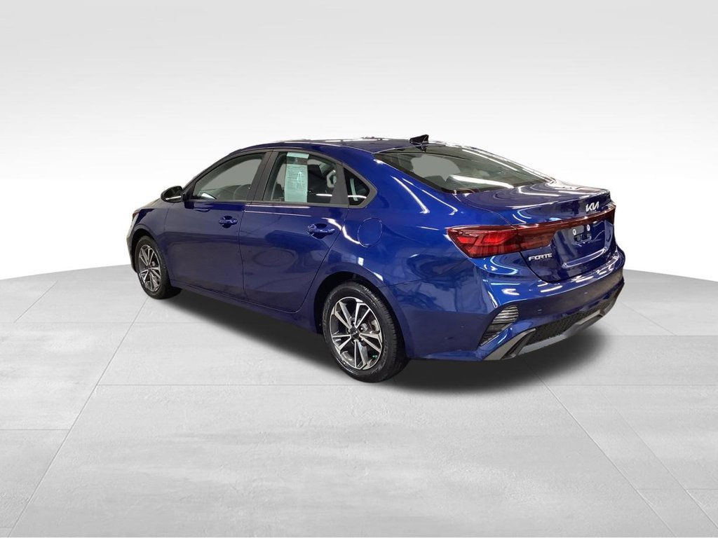 Certified 2023 Kia Forte LXS FWD image 4