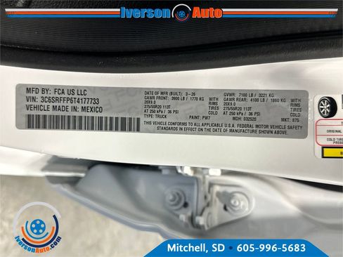 New 2026 RAM 1500 4x4 Crew Cab image 13