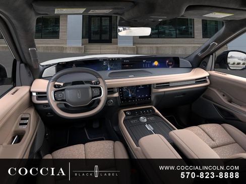 New 2026 Lincoln Navigator Black Label AWD/4WD image 9