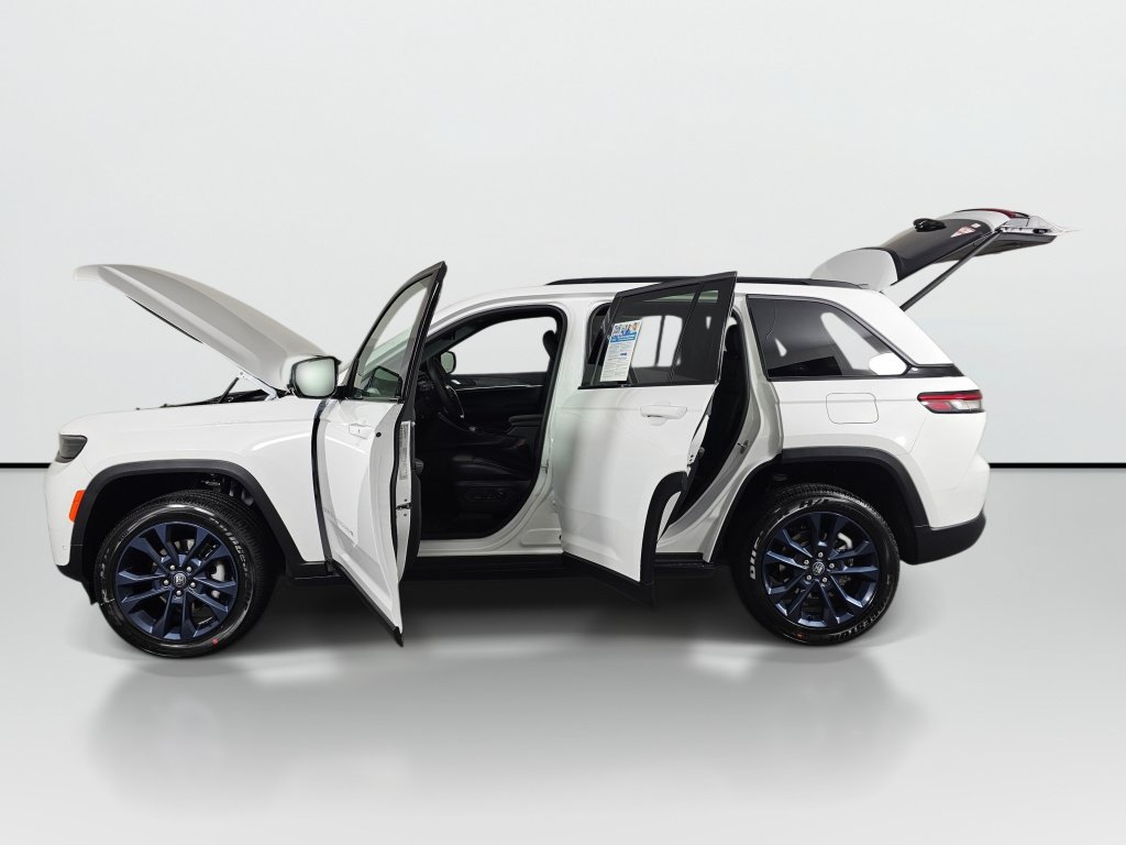 New 2026 Jeep Grand Cherokee Limited AWD/4WD image 11
