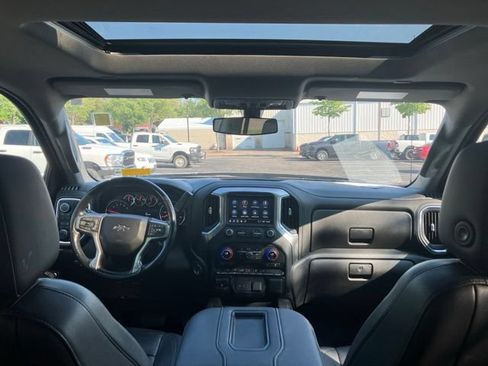 Used 2021 Chevrolet Silverado 1500 LT Trail Boss w/ Convenience Package II AWD/4WD image 19