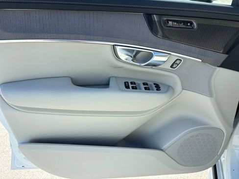 New 2026 Volvo XC90 B6 Ultra w/ Protection Package AWD/4WD image 7