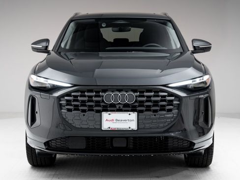 New 2025 Audi Q5 Premium Plus image 2