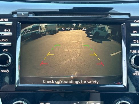 Used 2021 Nissan Murano SV image 24