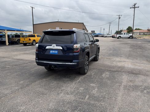 Used 2021 Toyota 4Runner Limited AWD/4WD image 5