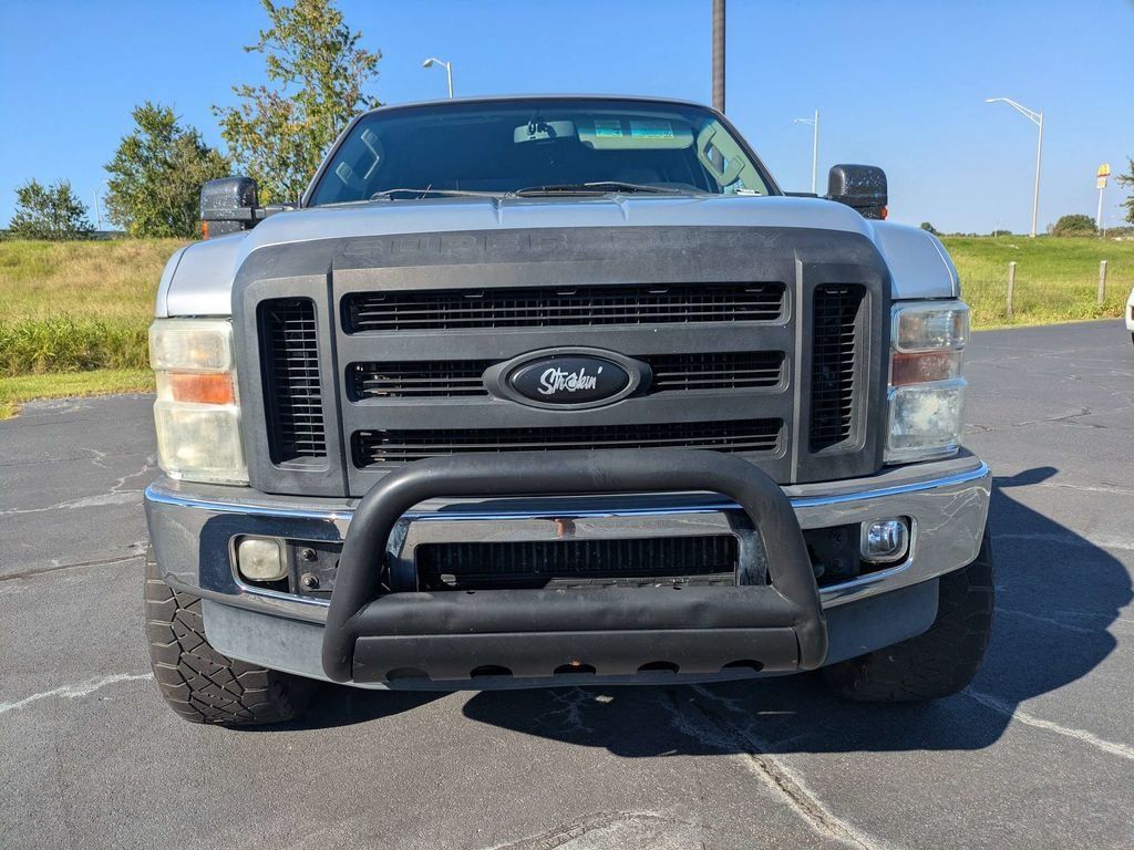 Used 2010 Ford F250 XL AWD/4WD image 9