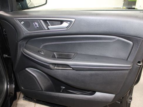 Used 2021 Ford Edge Titanium w/ Equipment Group 301A image 26