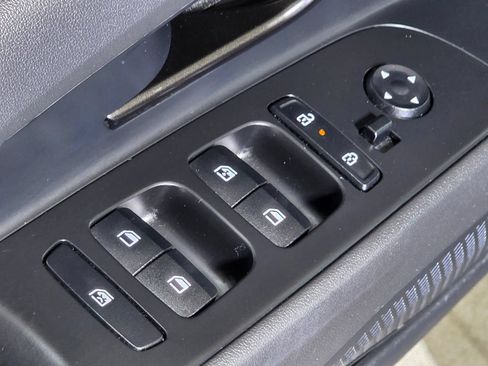 Certified 2025 Hyundai Elantra Sport FWD image 21
