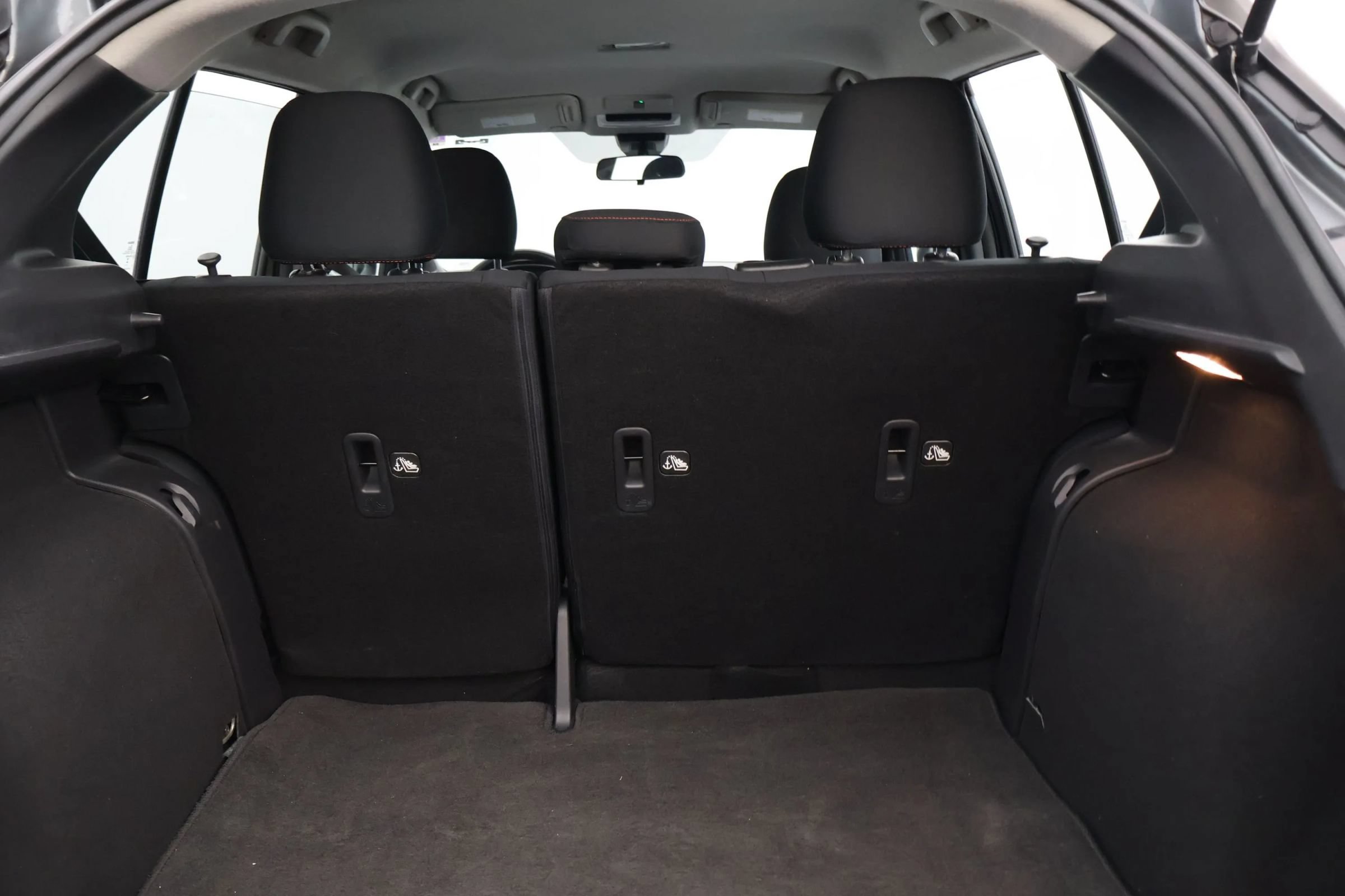 Used 2024 Nissan Kicks SR FWD image 13