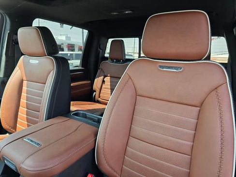 New 2026 GMC Sierra 2500 Denali Ultimate AWD/4WD image 24