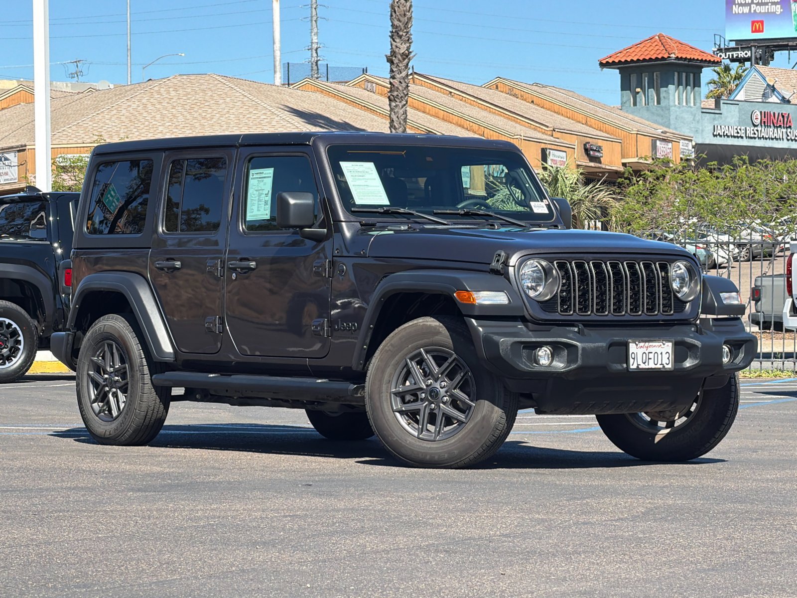Used 2024 Jeep Wrangler Unlimited Sport AWD/4WD image 8