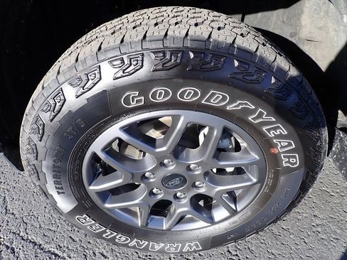 Used 2024 Ford Ranger XLT w/ FX4 Off-Road Package image 13