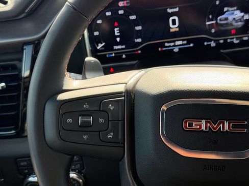 Used 2025 GMC Sierra 1500 AT4 w/ AT4 Premium Package AWD/4WD image 20