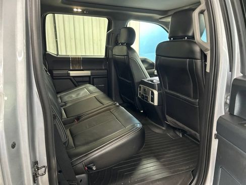 Used 2020 Ford F150 Lariat w/ Equipment Group 502A Luxury AWD/4WD image 40