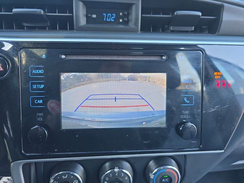 Used 2019 Toyota Corolla LE image 22