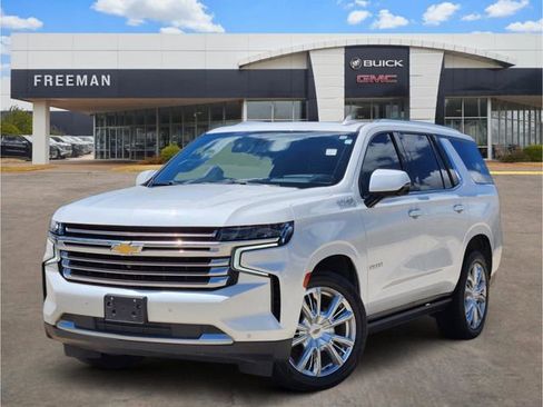 Used 2021 Chevrolet Tahoe High Country w/ Premium Package RWD image 1