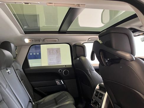 Used 2019 Land Rover Range Rover Sport HSE AWD/4WD image 28