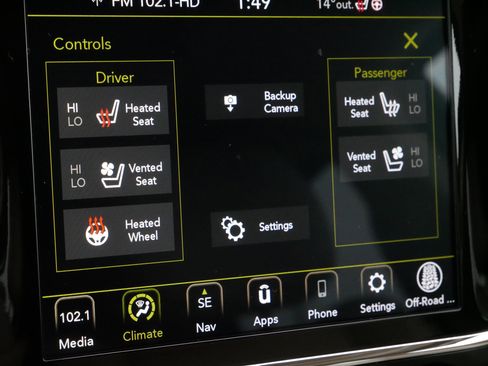 Used 2020 Jeep Grand Cherokee Limited w/ Luxury Group II image 29