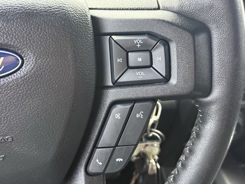 Used 2019 Ford F150 XLT w/ Equipment Group 302A Luxury AWD/4WD image 17