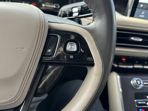 Used 2022 Lincoln Aviator Reserve w/ Equipment Group 201A image 21