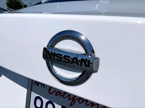 Used 2023 Nissan Sentra SV FWD image 30