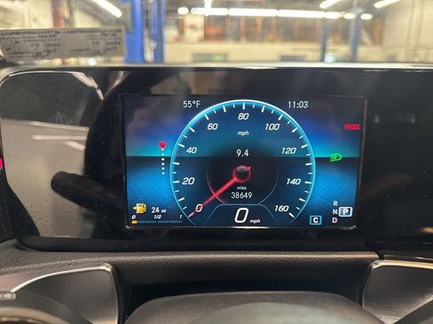 Used 2020 Mercedes-Benz GLB 250 GLB 250 image 15