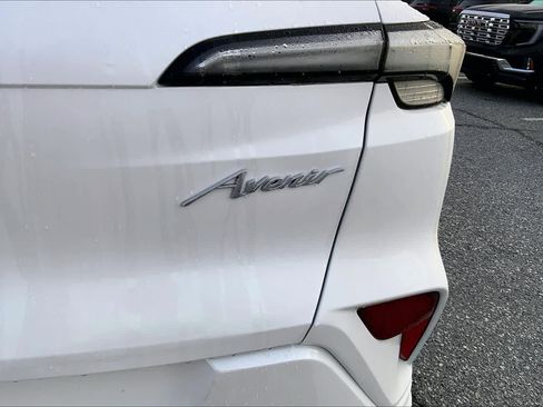 Used 2024 Buick Envista Avenir image 11