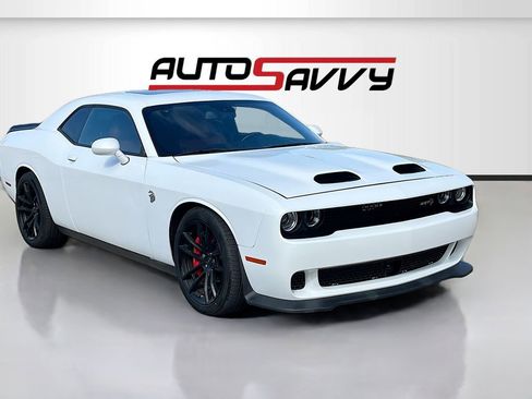 Used 2023 Dodge Challenger SRT Hellcat w/ Driver Convenience Group image 1