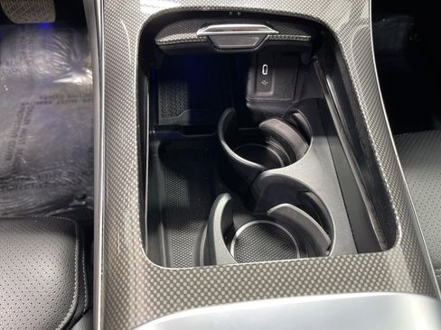 Used 2024 Mercedes-Benz GLC 300 4MATIC image 12