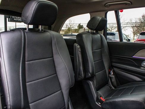 Used 2022 Mercedes-Benz GLS 450 4MATIC image 43