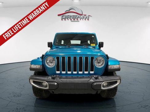 Used 2019 Jeep Wrangler Unlimited Sahara AWD/4WD image 2