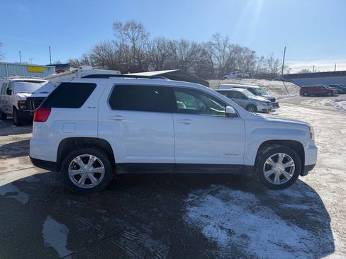 Used 2017 GMC Terrain SLE w/ Convenience Package image 7