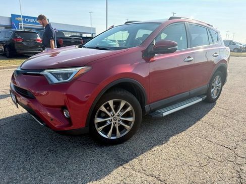 Used 2017 Toyota RAV4 Limited FWD image 5