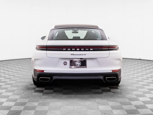 Certified 2025 Porsche Panamera 4 image 10