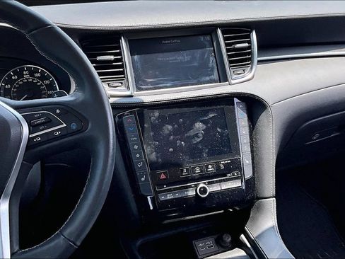 Used 2023 INFINITI QX50 Luxe FWD image 8