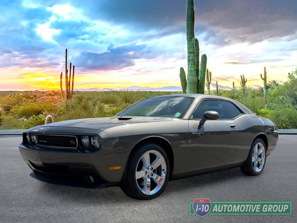 Used 2010 Dodge Challenger R/T RWD image 9