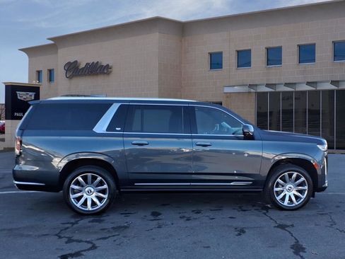 Certified 2021 Cadillac Escalade ESV Premium Luxury Platinum image 4