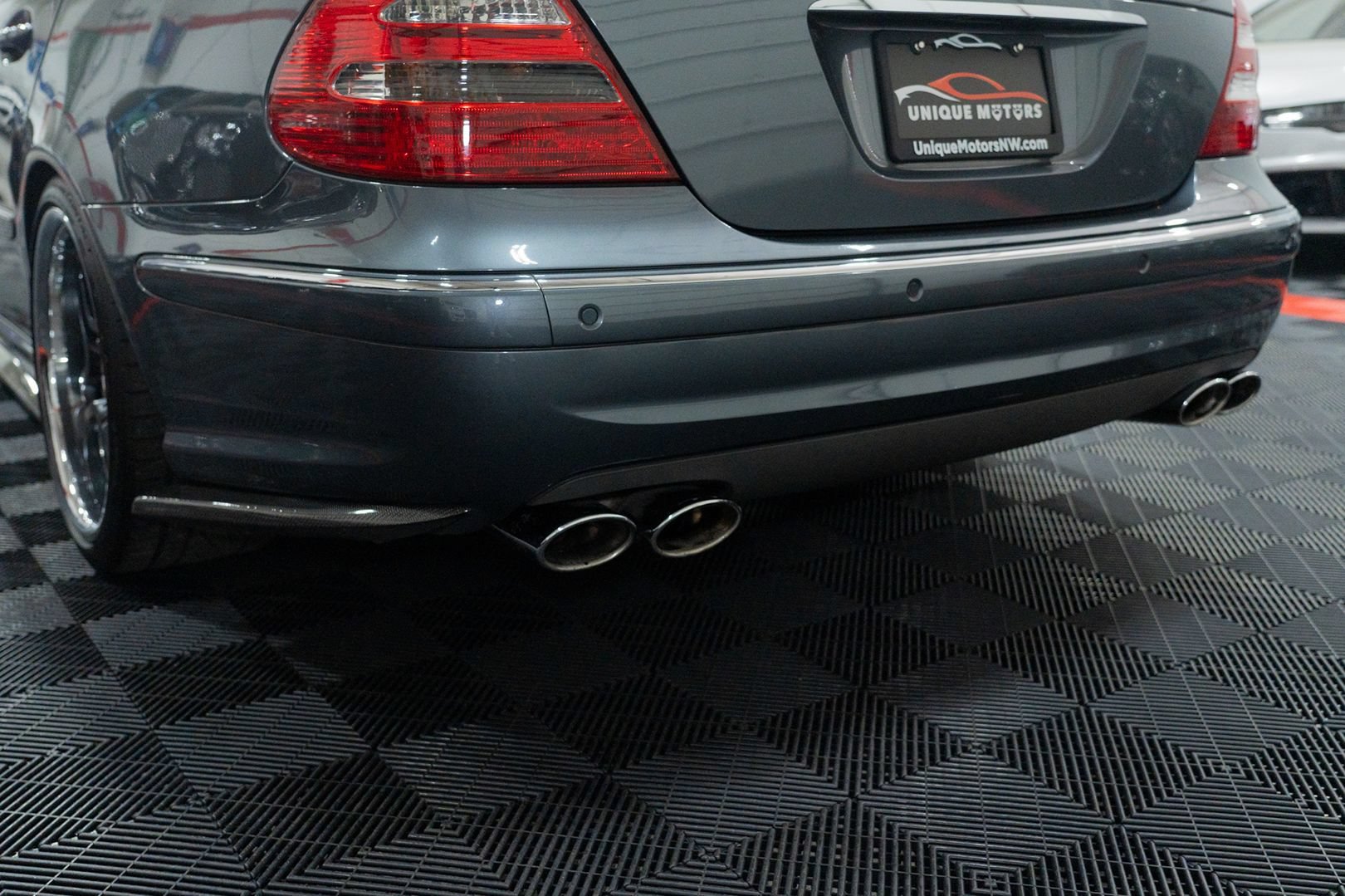 Used 2005 Mercedes-Benz E 55 AMG Sedan image 11