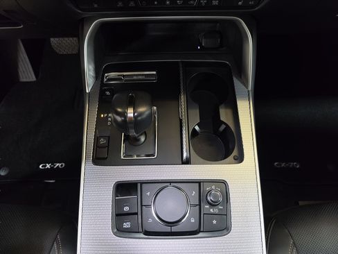 Used 2025 MAZDA CX-70 Plug-In Hybrid w/ Premium Pkg AWD/4WD image 21