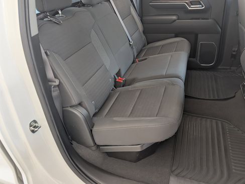 Used 2022 Chevrolet Silverado 1500 LT RWD image 19
