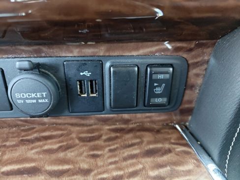 Used 2019 Nissan Armada SL w/ Premium Package image 28