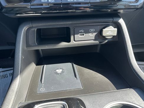 Used 2023 Honda Pilot Touring image 63