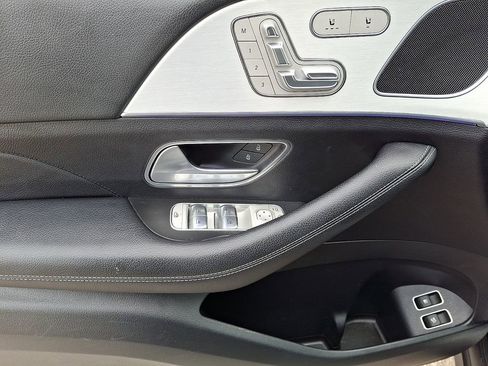 Used 2024 Mercedes-Benz GLE 450e 4MATIC image 13