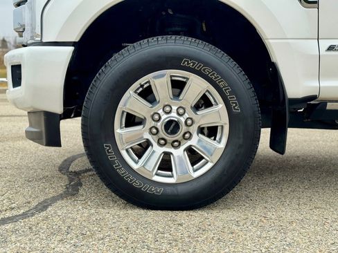 Used 2017 Ford F250 Platinum w/ Platinum Ultimate Package AWD/4WD image 19