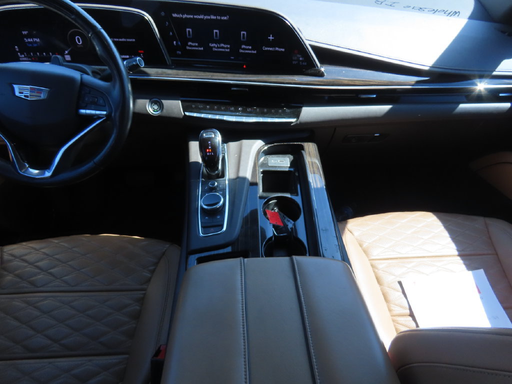 Used 2022 Cadillac Escalade Premium Luxury AWD/4WD image 7
