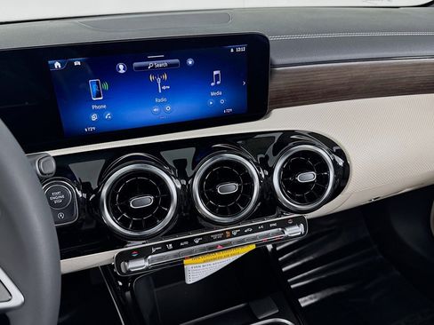 New 2026 Mercedes-Benz CLA 250 image 19
