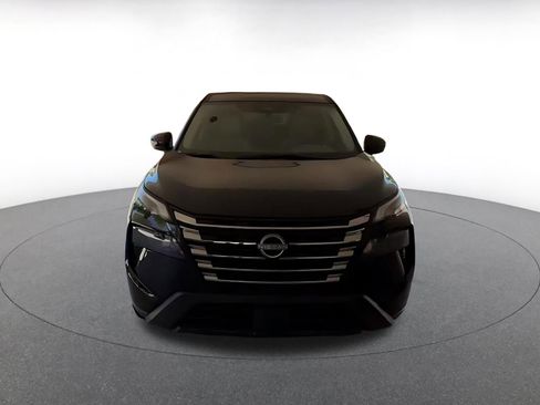 Used 2025 Nissan Rogue SV FWD image 11
