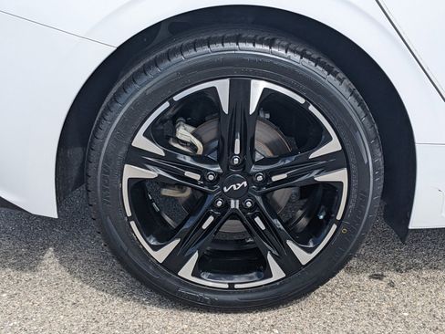 Used 2022 Kia K5 GT-Line image 9