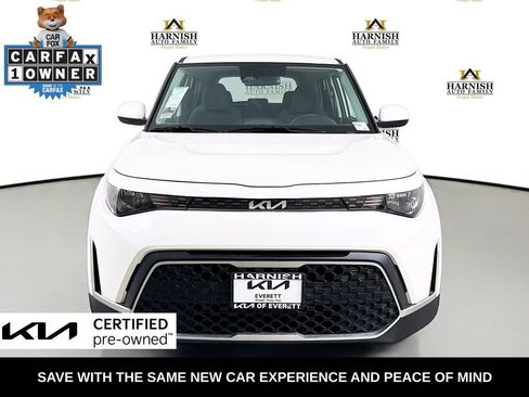 Certified 2025 Kia Soul LX w/ LX Technology Package FWD image 2